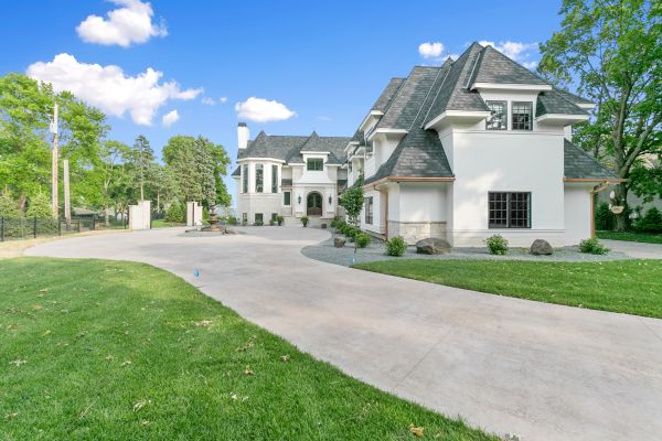 Cost of Concrete Driveway Installation in Monroe