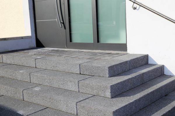 Cost of Custom Steps Installation in Monroe