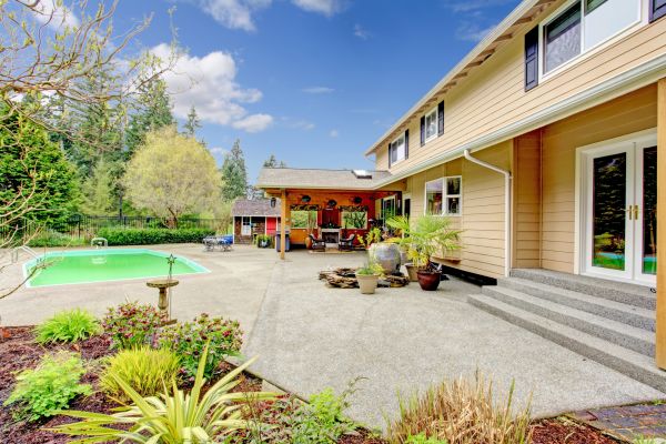 Cost of Pool Area Concreting in Monroe