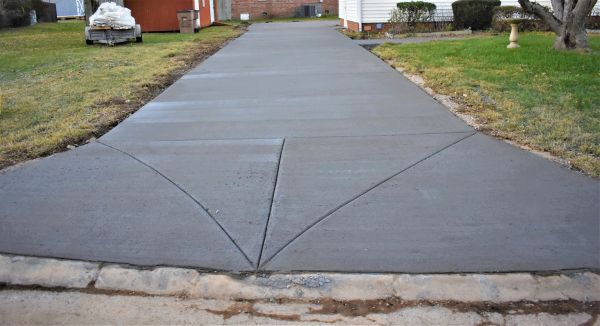 Cost of Apron Pouring in Monroe