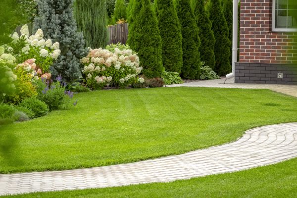 Cost of Landscape Walkway Installation in Monroe